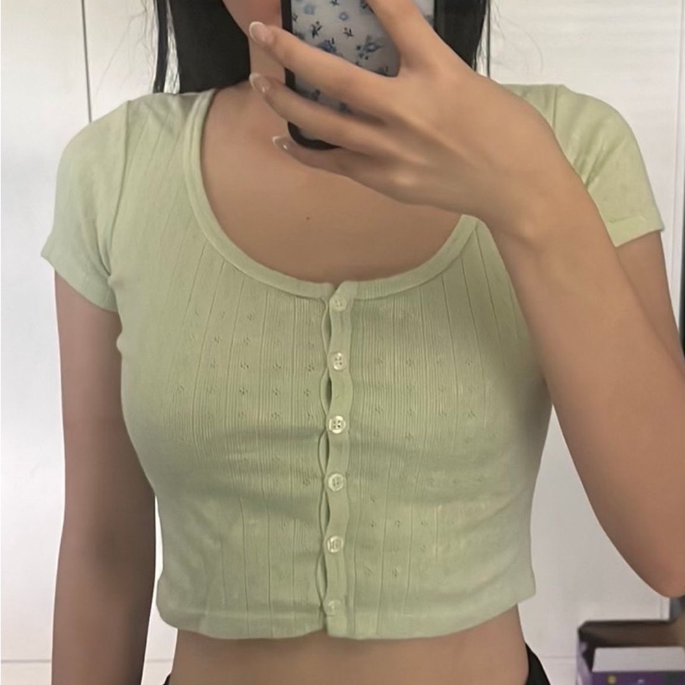 Brandy Melville Zelly Top